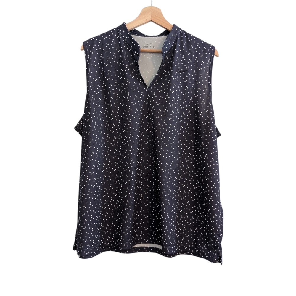 Nike Dri Fit Sleeveless Triangle Print Top